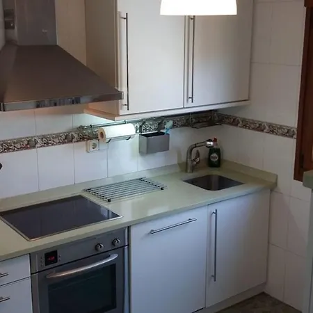 Casa Castillo Noja 3 Bedroom With Private Garden Holiday home *